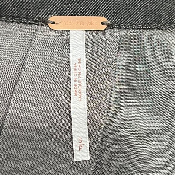 Free People Women Gray Jumpsuit Small Short Sleeve Pockets Button Front Casual - Picture 4 of 12